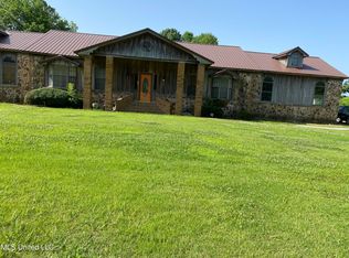 10920 N Bellview Rd #322, Clarksdale, MS 38614