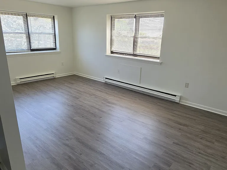 832 Atlantic St #3A — Photo 3