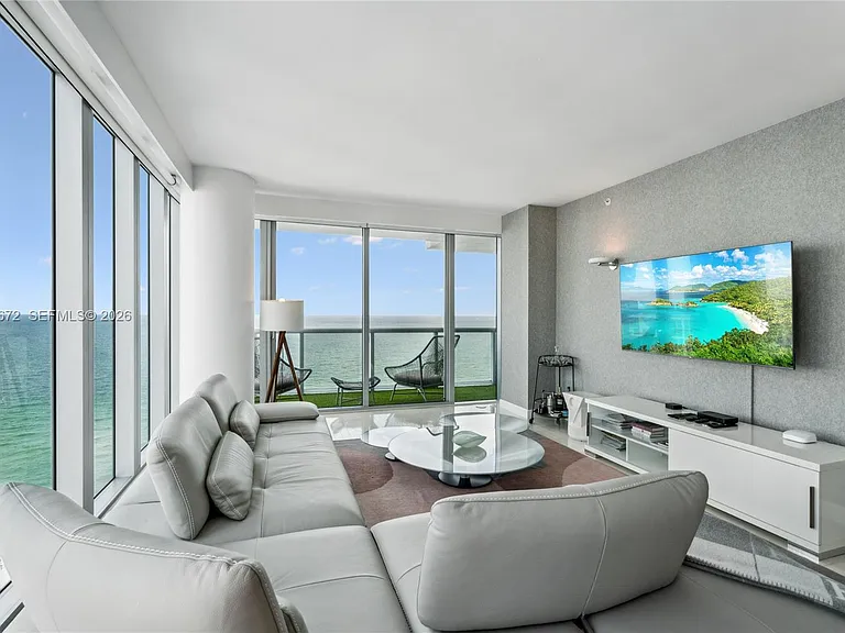 6799 Collins Ave #1602 — Photo 7