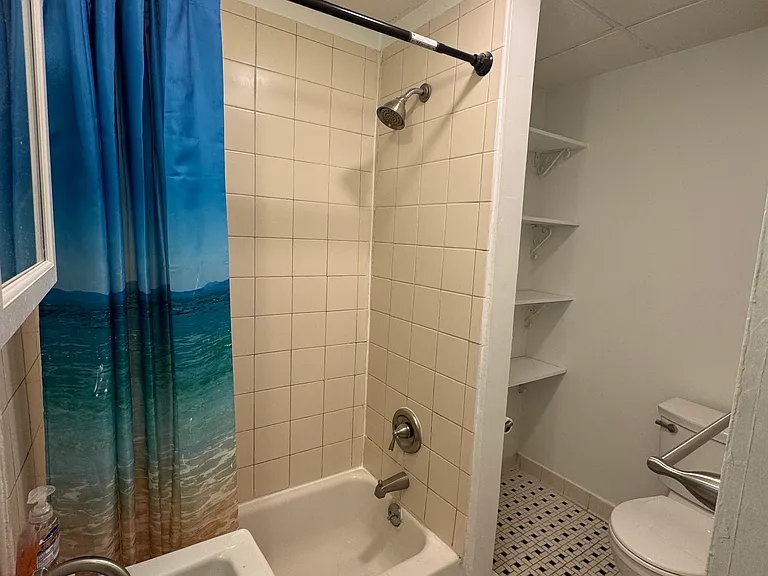 15 Winchester Ave #1 — Photo 7