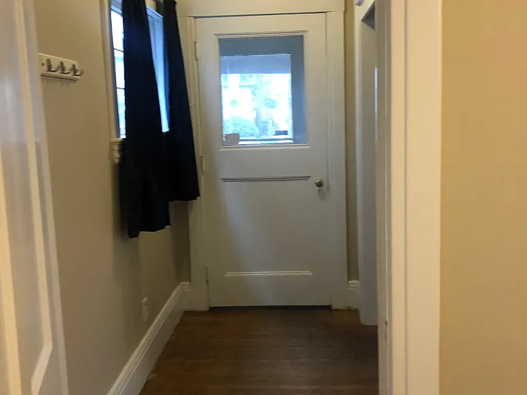 320-324 Rosedale St #320 — Photo 5