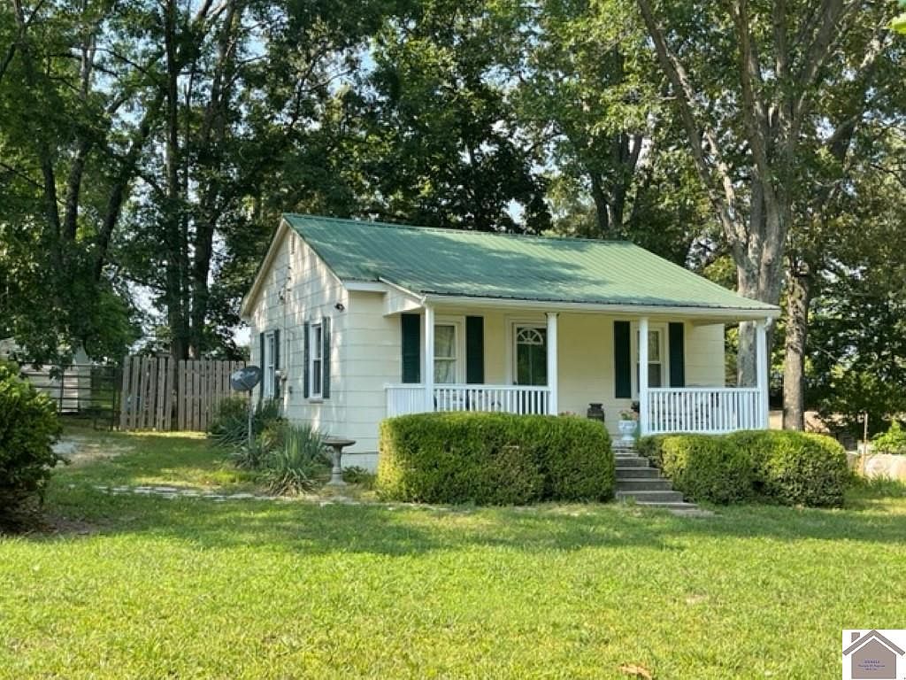 514 Caledonia Rd, Cadiz, KY 42211 Zillow