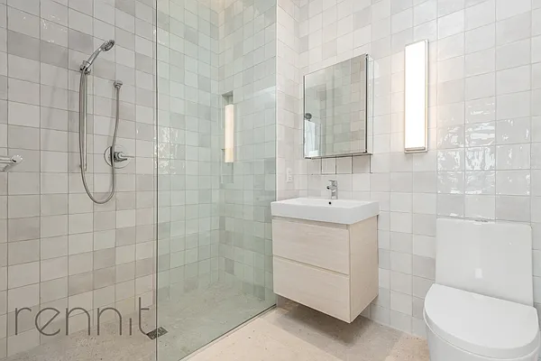 Rented by Rennit Inc. | media 35