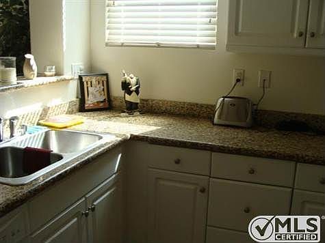 4th image of 13118 Woodland Ct