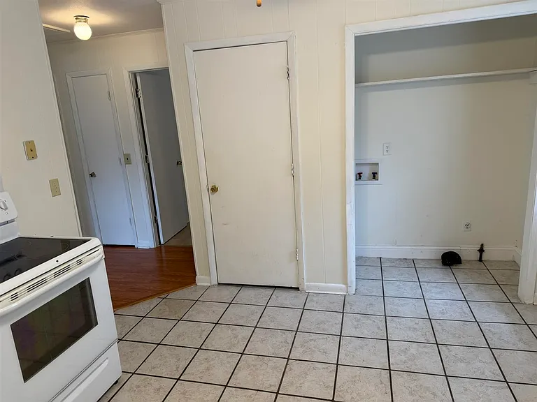 1456 Longview Dr — Photo 6