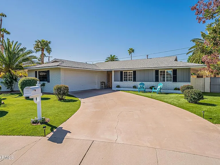 3433 E Lazy Ln — Photo 21