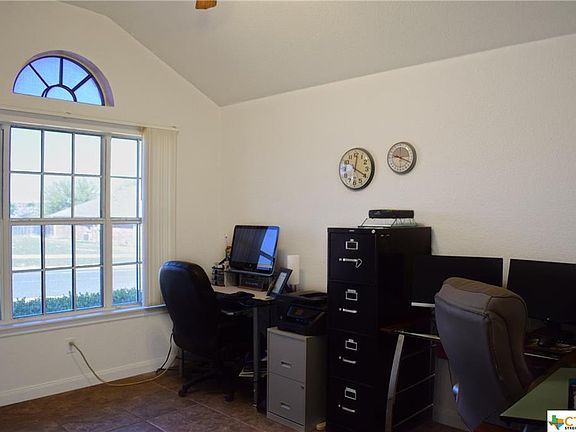 4th image of 3208 Sherwood Forest Dr