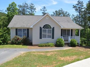 377 Cedar Springs Ln, Dahlonega, GA 30533