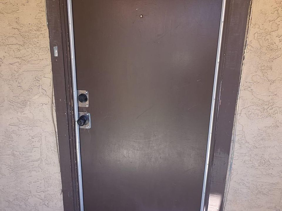 1st image of 1550 W Ashlan Avenue #233