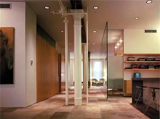 Sold by Luxe Group | media 18