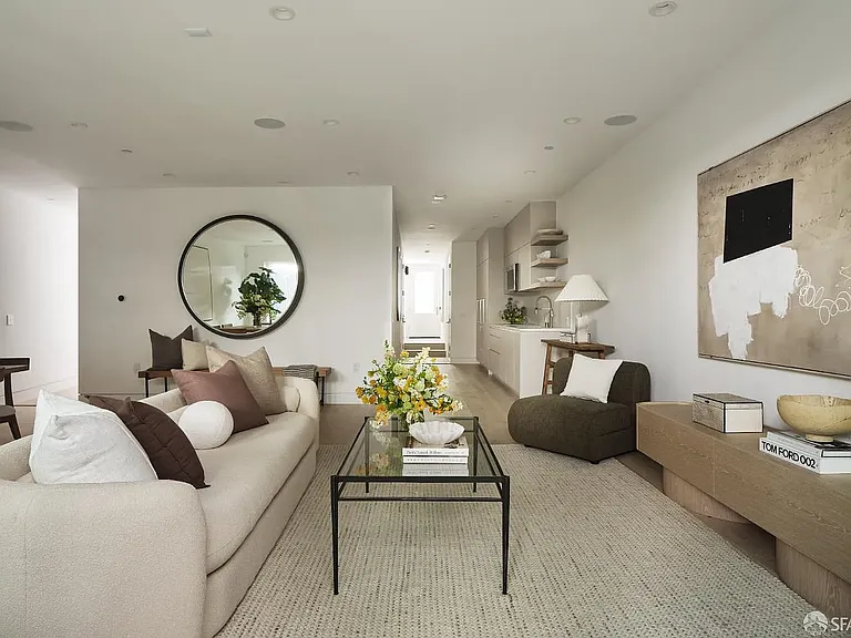 270 Mallorca Way — Photo 4