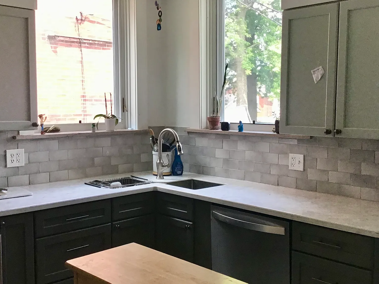 5253 Murdoch Ave — Photo 3
