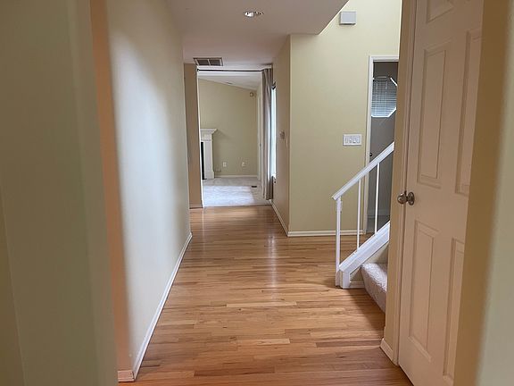 3rd image of 8831 132nd Pl NE