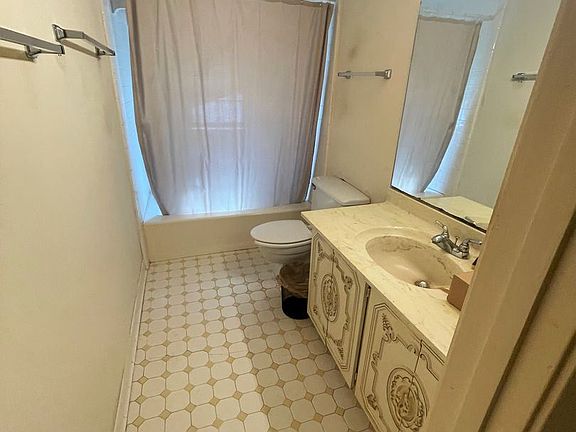 5th image of 227 Orange St #11482441