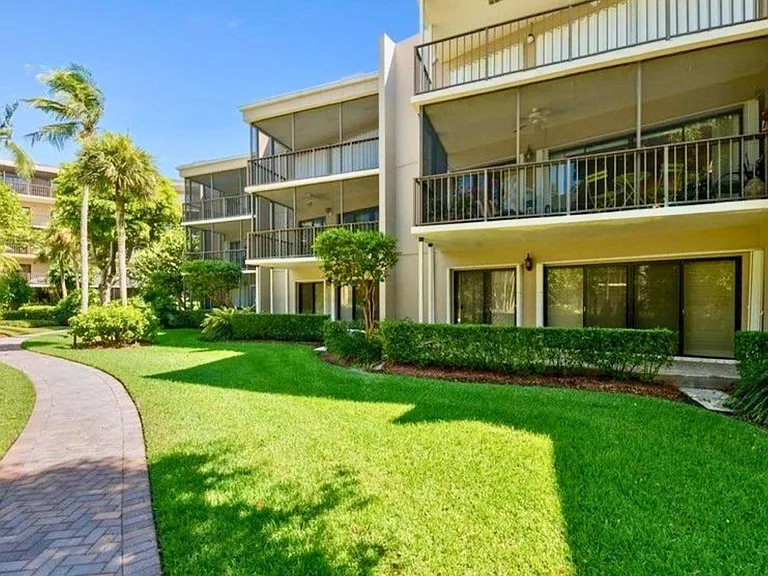 3605 S Ocean Blvd — Photo 29