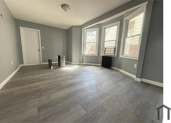 2 bed, $2,600 — Photo 4