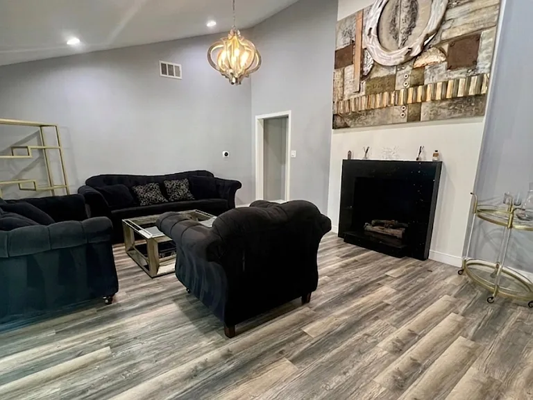 14154 Cohasset St — Photo 15