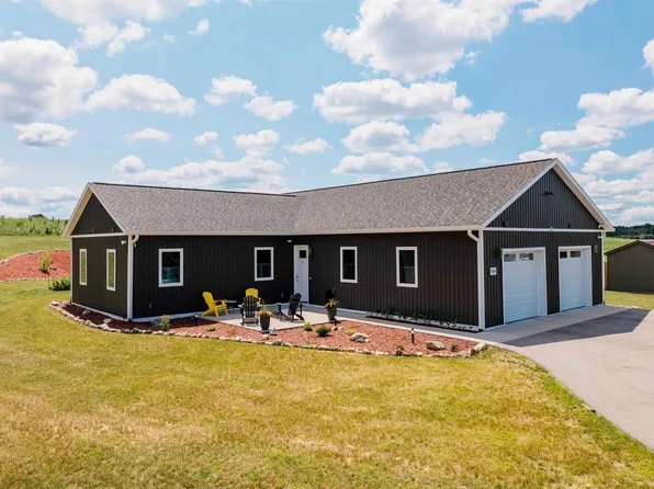 5564 Knight Rd, Kingsley, MI 49649