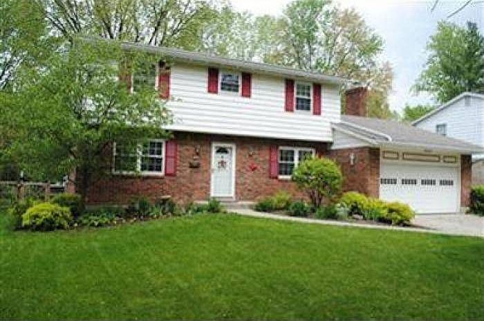 1st image of 14 Hayden Dr