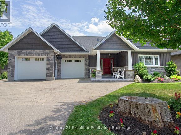 2nd image of 566 Saint Patrick St E