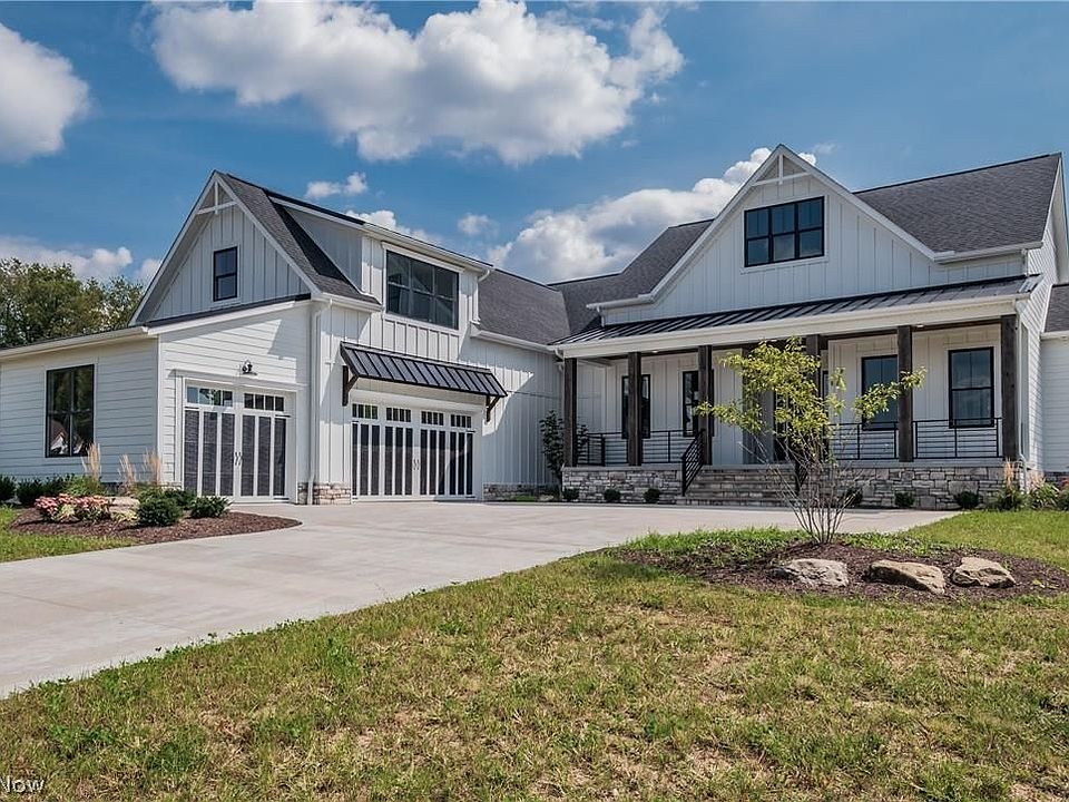 1st image of 8813 Regency Dr NW