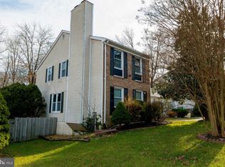 12807 N Point Ln, Laurel, MD 20708