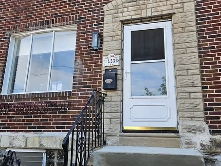 4333 Marple St — Photo 2
