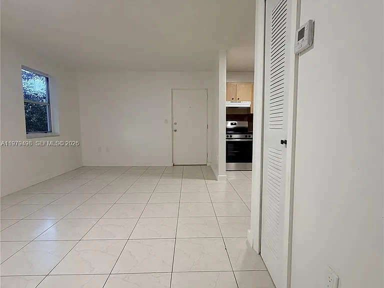 1525 NW 19th Ter #15 — Photo 10