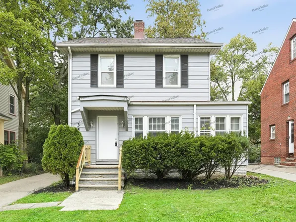 3525 Cedarbrook Rd, Cleveland Heights, OH 44118
