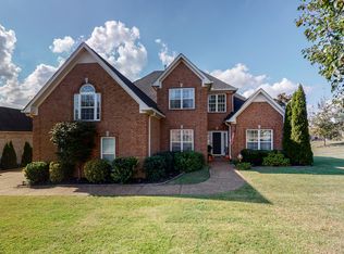127 Stonehollow Way, Hendersonville, TN 37075