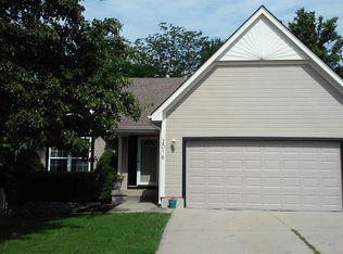 2016 NW Harbor Pl, Blue Springs, MO 64015