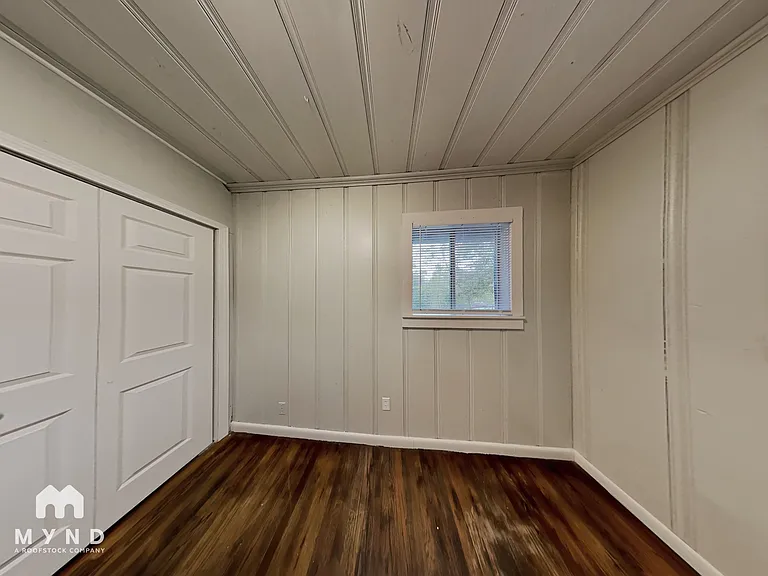 4813 Court M — Photo 16