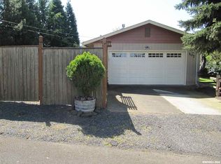 107 Coshow Ave, Brownsville, OR