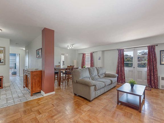 3rd image of 415 Claremont Ave APT 3C