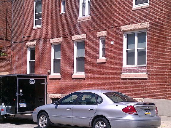 4th image of 844 N 23rd Street # Fl 3rd