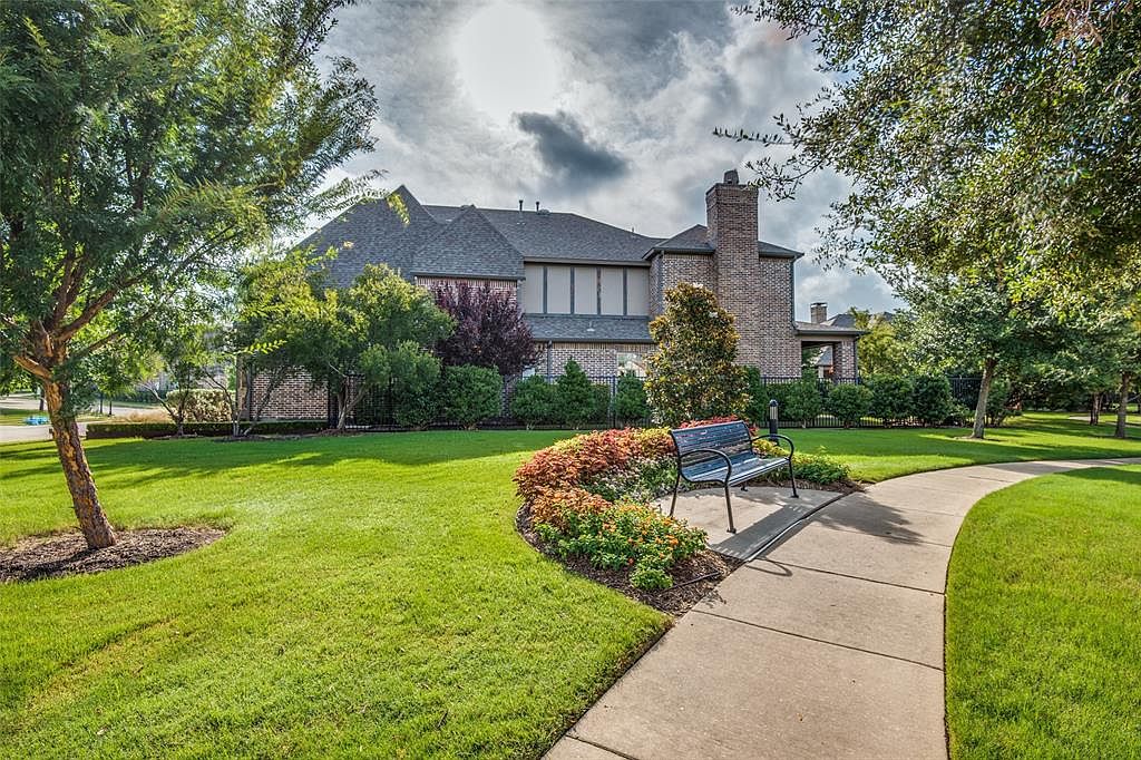 626 Brookstone Dr Irving TX 75039 Zillow