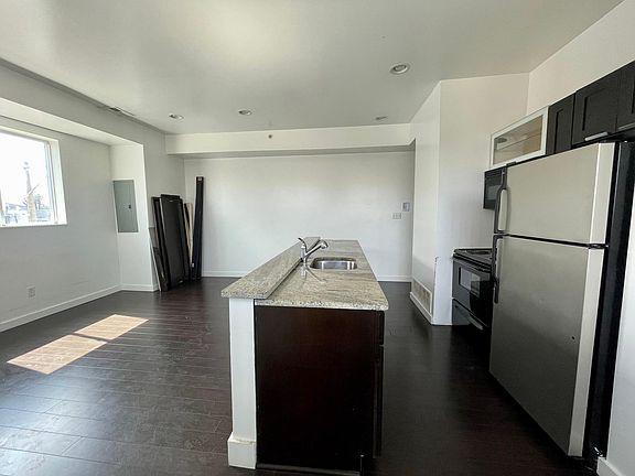 4th image of 1322 N 17th St #5