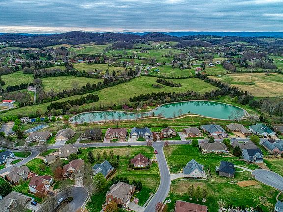 5th image of 340 Lochmere Dr