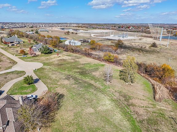 5th image of 12085 Coolwater Cir