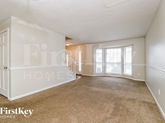 4th image of 2909 Sand Spur Ct