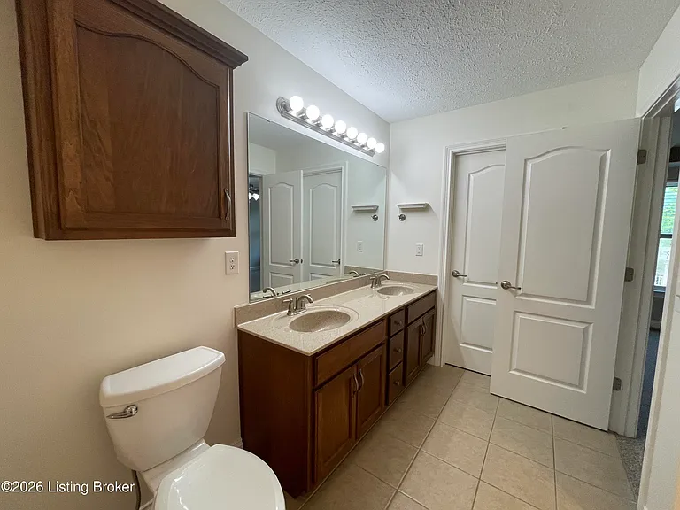 159 Wiltshire Ave — Photo 9