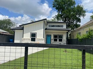 121 Blue Bonnet St, San Antonio, TX 78202