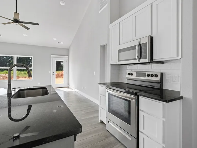719 Sun Meadow Dr — Photo 6