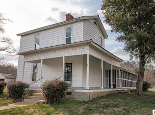 141 N High St, Burkesville, KY 42717