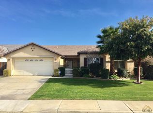 106 Emerald Isle Way, Bakersfield, CA 93314