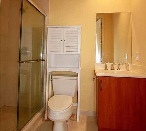 5th image of 2617 NE 14th Ave APT 110
