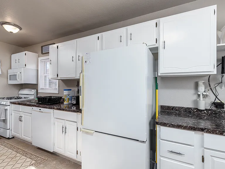 Dish washer, garbage disposal and Newer Gas Range
