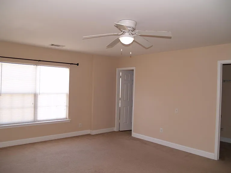 142 Silverspring Pl #A — Photo 14