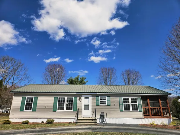 5 Dockside Lane, Rochester, NH 03867