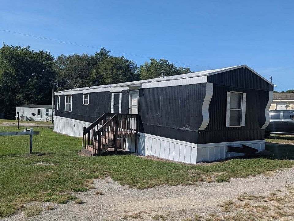 1st image of 2060 Winston Rd #4